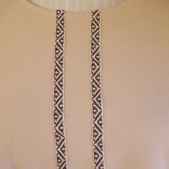 Hayden Los Angeles Top with Aztec Accents - Picture 8 of 8